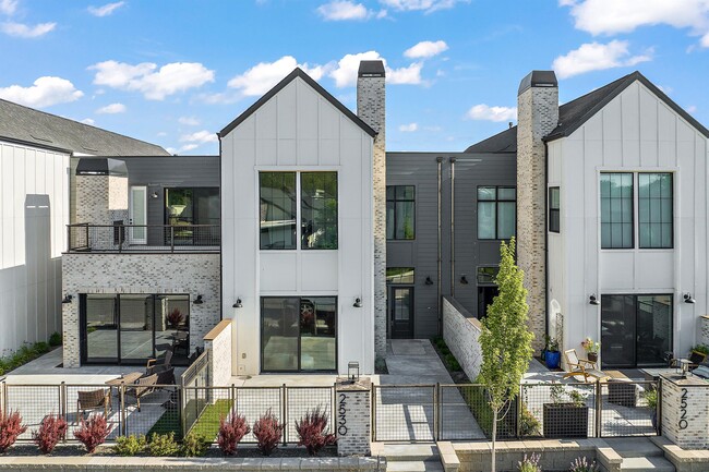 Photo - 2530 W Iron Coop St