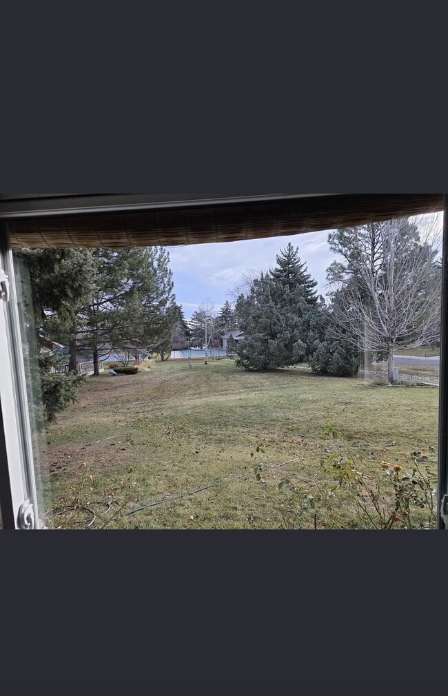 Photo - 319 Bowline Ct