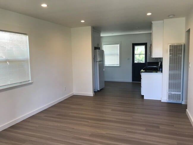 Photo - 2101-2107 Reed Ave. Unit 2101