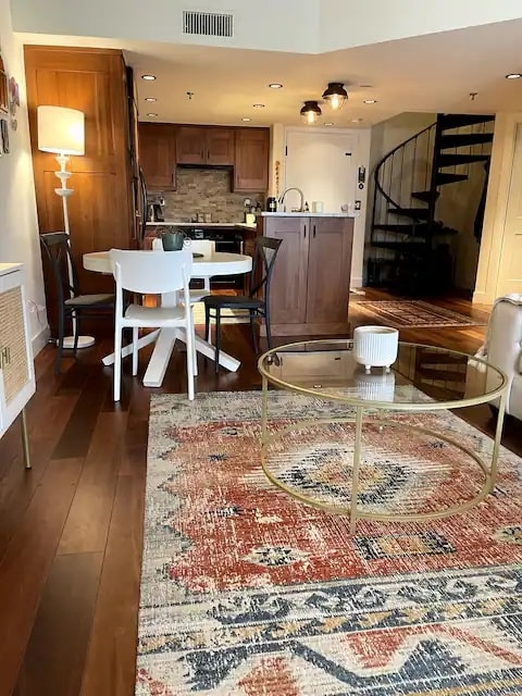 350 Detroit St Unit 402