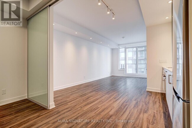 Photo - 1928 Lake Shore Blvd W Unit 2205