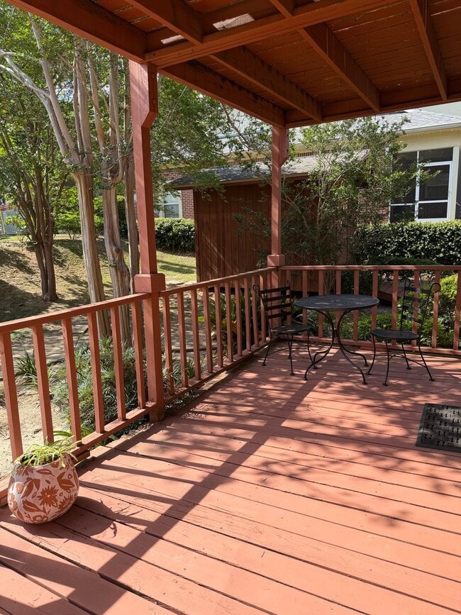 Photo - Large Studio Condo Downtown Walking Distance to the Florida State Capitol Unit 520 E. Pensacola St.