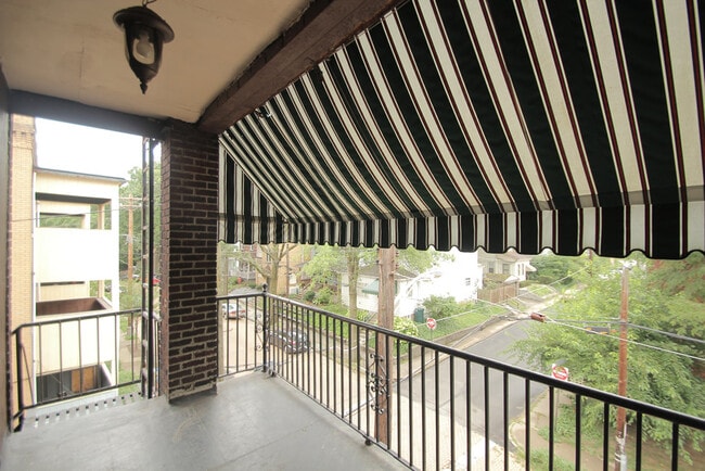 Building Photo - 609 Mifflin Ave Unit 5
