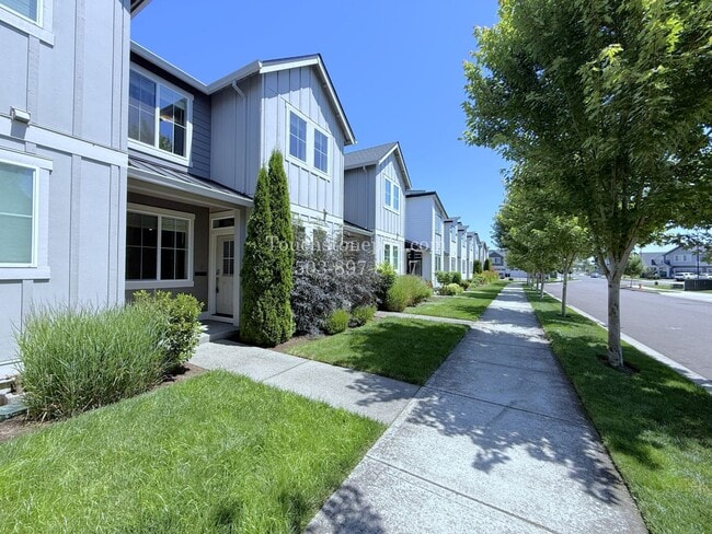 Photo - Modern Hillsboro Townhome with AC, Electric Fireplace, and 2 Car Garage