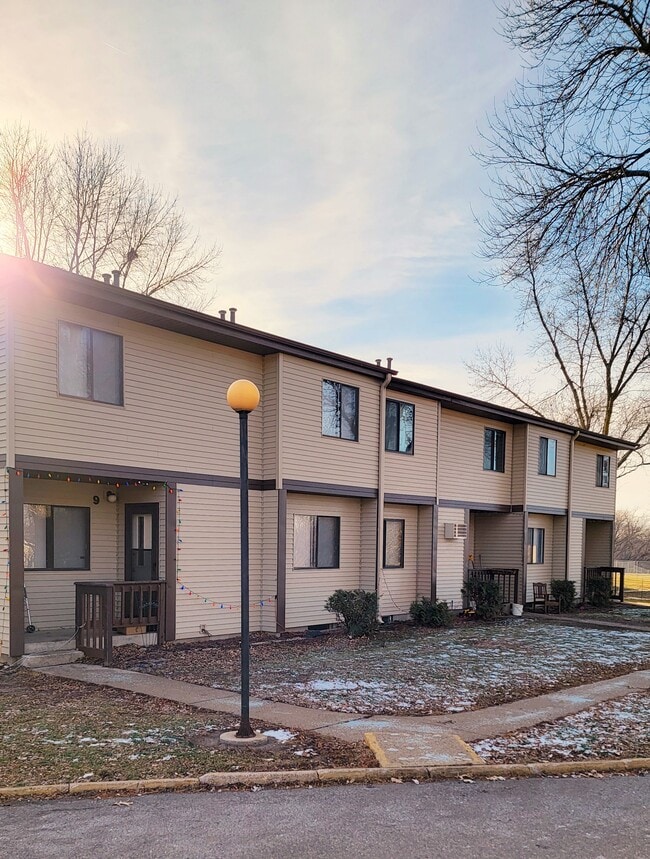 Blue Ridge Apartments & Townhomes - Blue Ridge Apartments & Townhomes