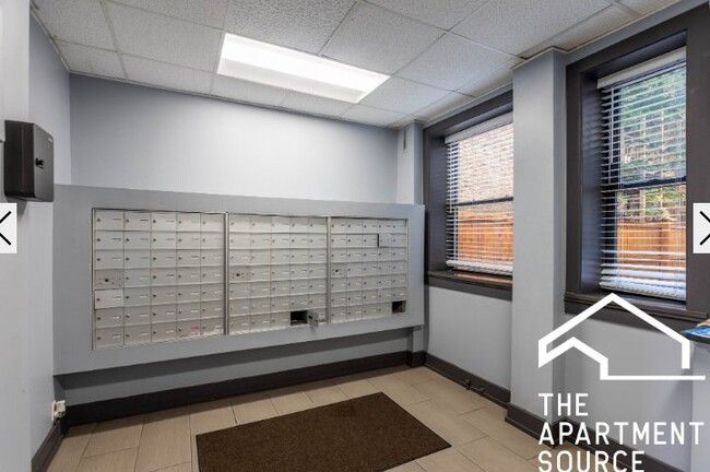 Photo - 505 W Belmont Ave Unidad 5