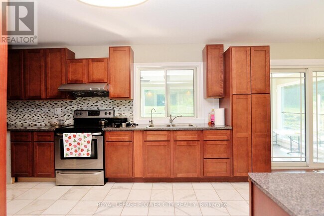 Photo - 15790 Mississauga Rd