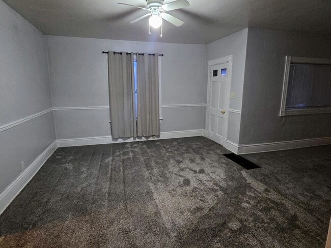 Photo - 1340 Chatham St Unit Lower