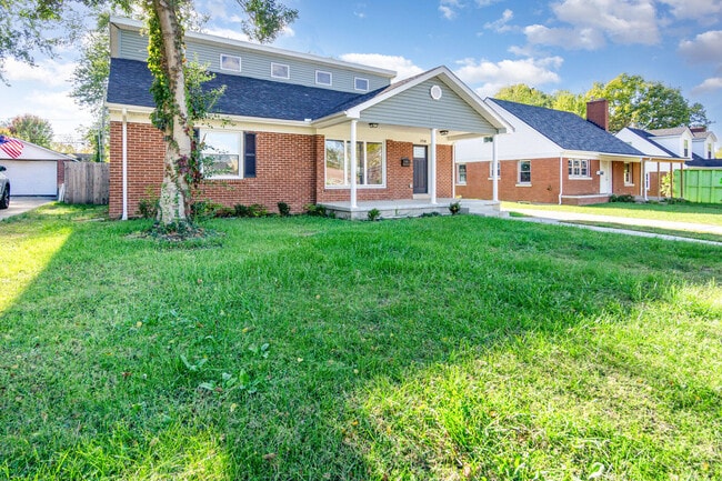 Photo - 358 Sheridan Dr