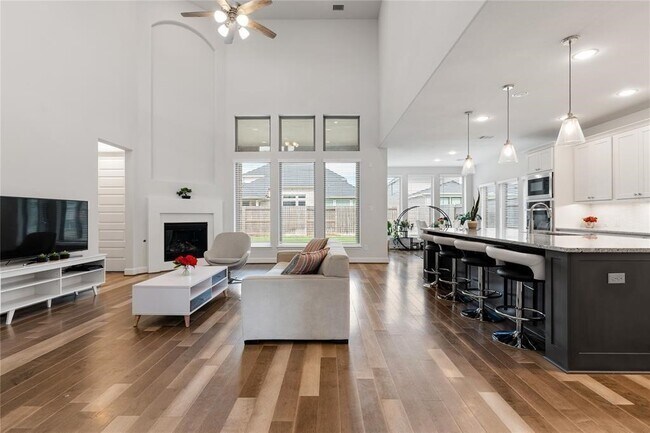 Photo - 28926 Creekside Bend Dr