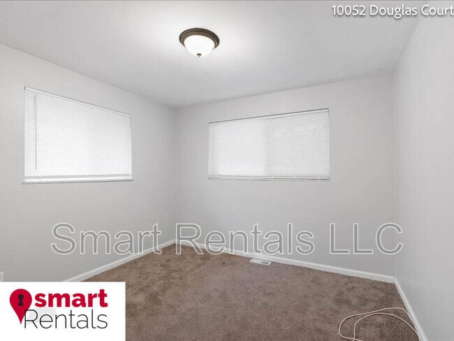 Photo - 10052 Douglas Ct