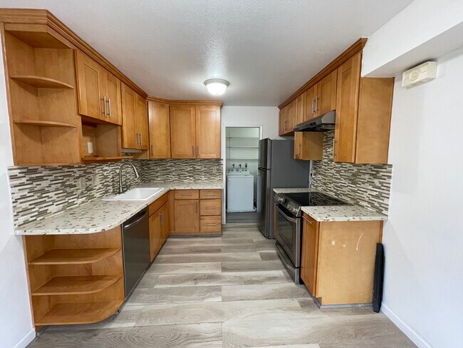 434 S Bernardo Ave Unit 2