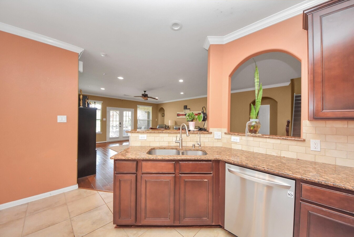 Photo - 12912 Southern Manor Dr