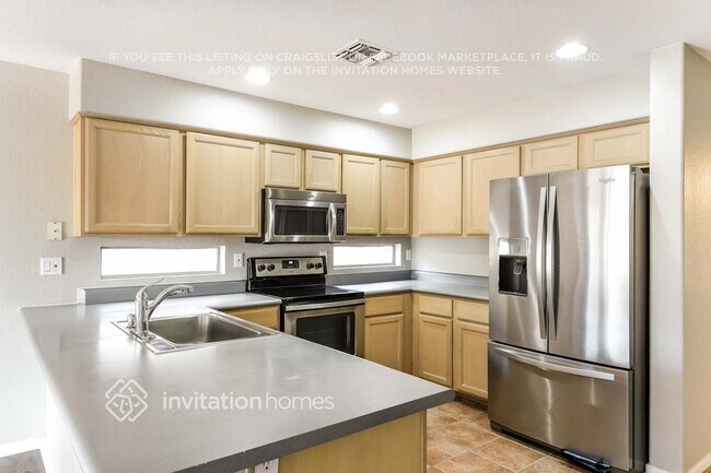 Photo - 6991 W Kings Ave