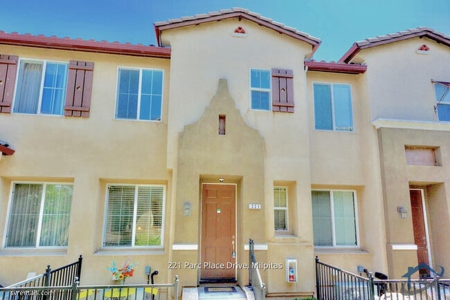 Photo - 221 Parc Place Dr