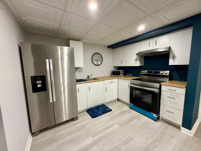 Photo - 2228 E Main St