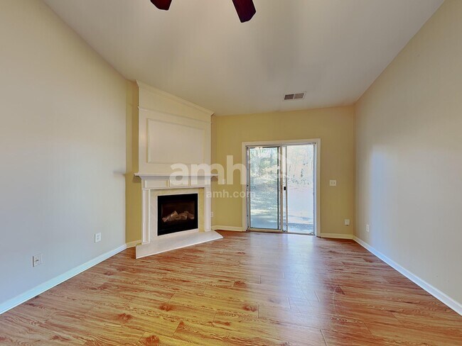 Photo - 3455 Arbroath Dr