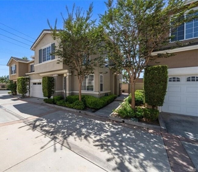 Building Photo - 7805 Garfield Ave