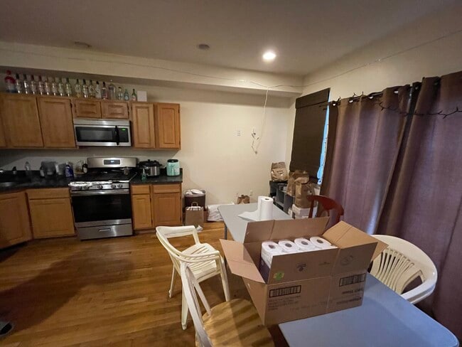 Photo - 12 Sewall St