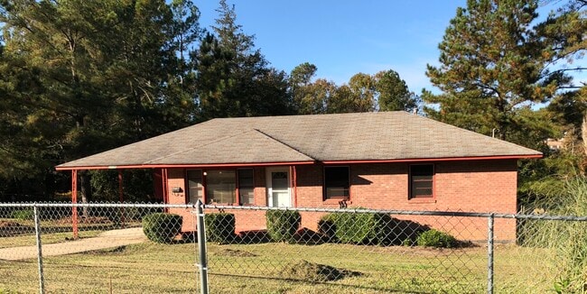 Photo - 1846 Colony Dr