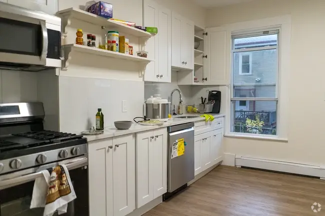 Building Photo - 20 Ashford St Unit 22 Rental