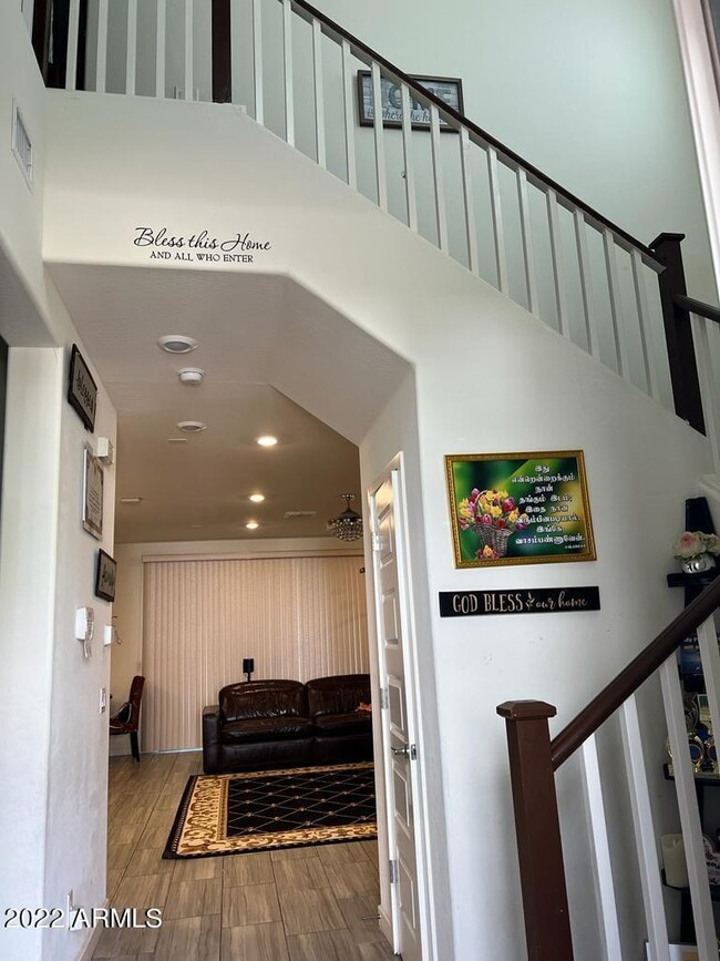 Photo - 17359 N 10th St