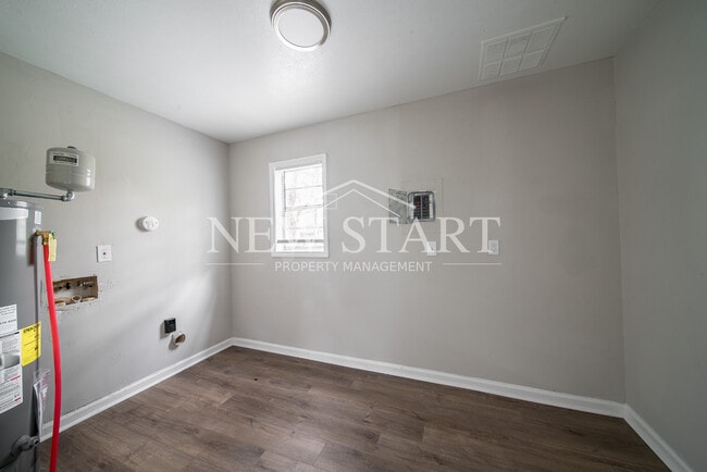 Photo - 1417 Celeste Dr