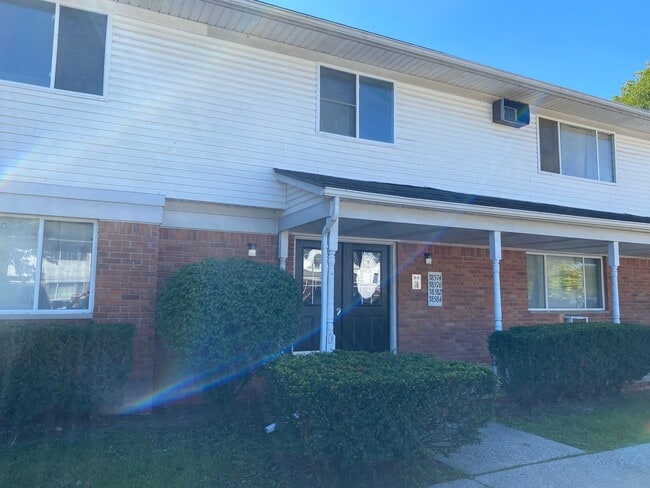Photo - 2 Bedroom Condo in Clinton Township