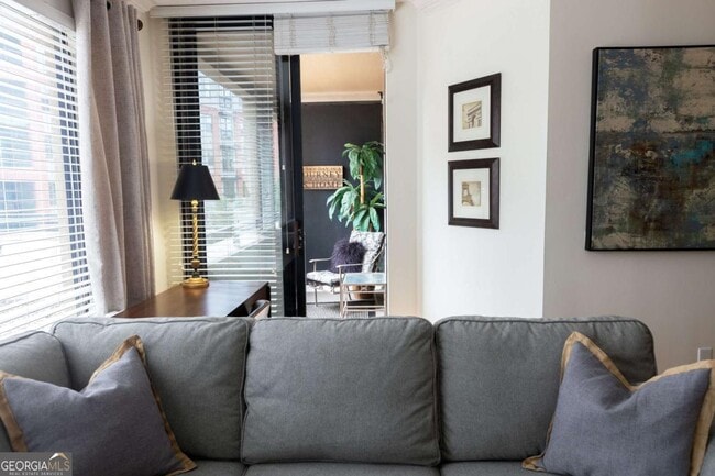 Photo - 3481 Lakeside Dr NE Unit 605