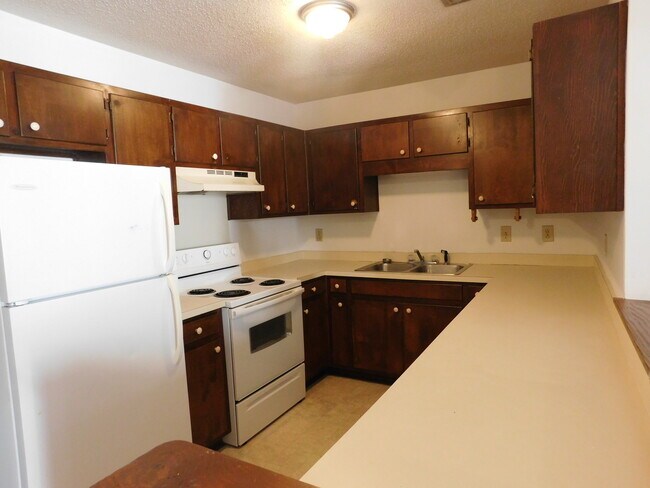 Photo - 1524 College Way