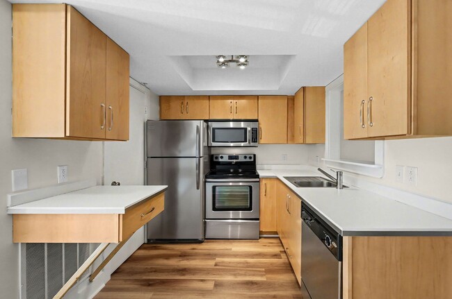 Photo - Beautiful 2 Bedroom Condo For Rent Near APSU!