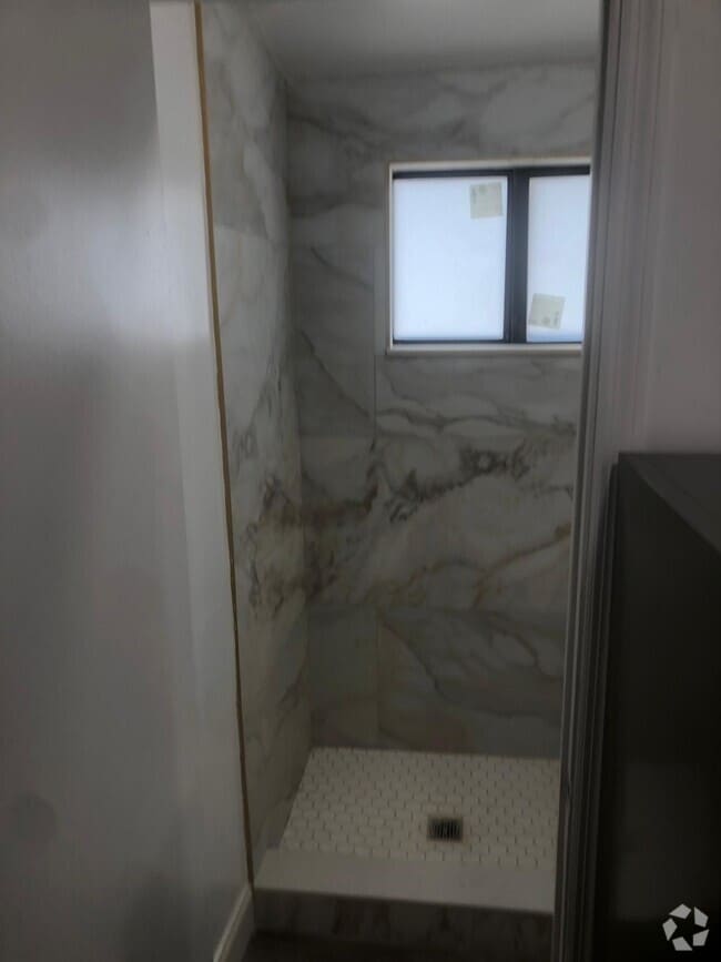 Building Photo - 2813 Acapulco Dr Rental