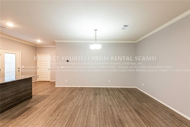 1374 N Corsica Dr