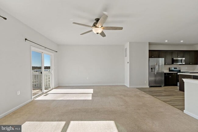 Photo - 66 National St