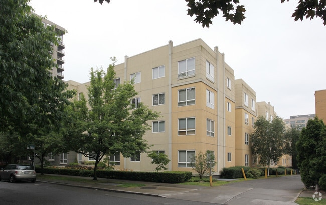 Building Photo - Tate Mason House