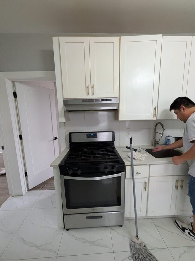 Photo - 483 Kennedy Blvd Unit 3E