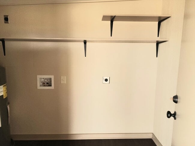 Photo - 1128 Farm to Market Rd 532