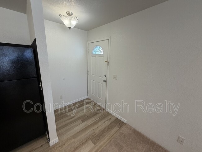 Photo - 3423 McCormick Blvd Unit 204 - 1