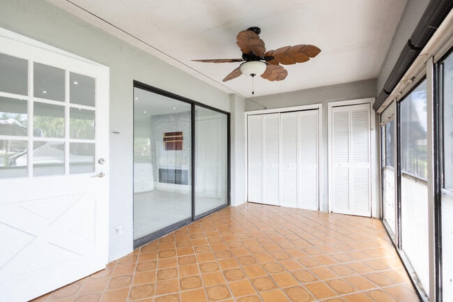 Photo - 9460 SW 61st Way