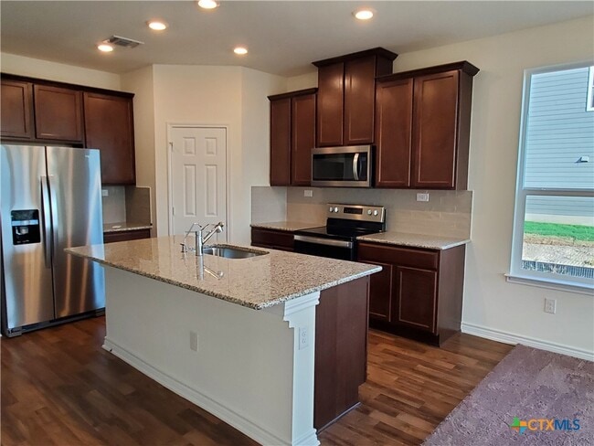 Photo - 4001 Woodside Dr