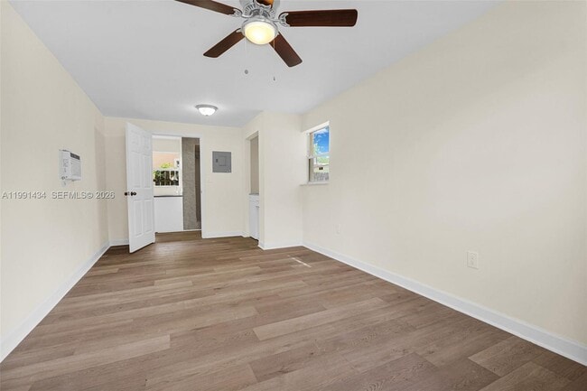 Photo - 299 NW 43rd St