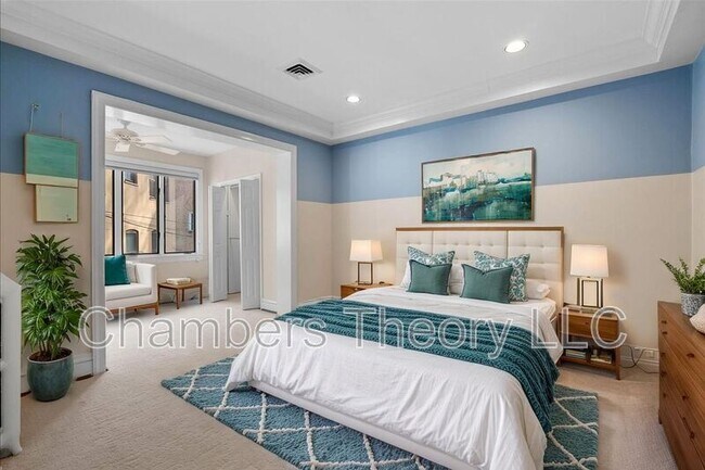 Photo - 2355 Ashmead Pl NW