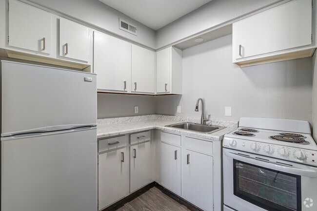 1BD, 1BA - 650SF