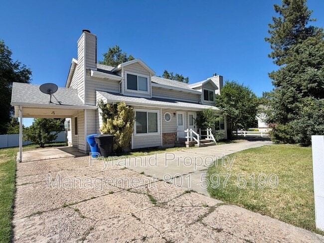 Building Photo - 1099 Shepard Ln