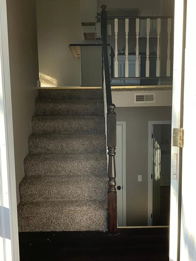 Photo - 601 SE 110th Rd