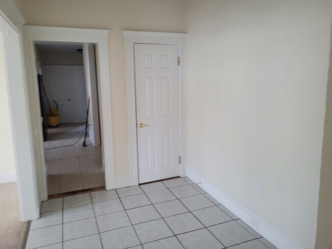 Photo - 39 Irving St Unit 4