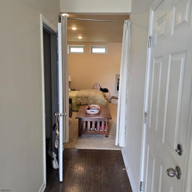 Photo - 76 Albert Ct