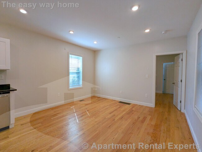 Photo - 44 Cogswell Ave Unidad #3