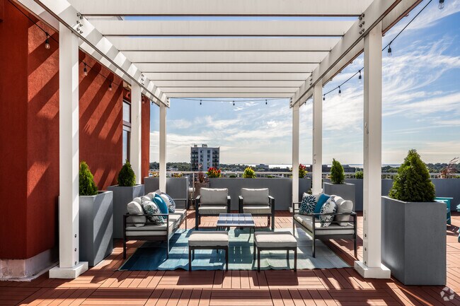 Rooftop Lounge
