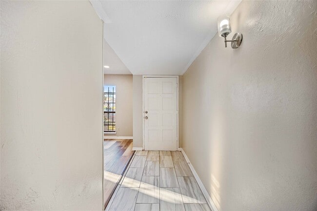 Photo - 14515 Merry Meadow Dr